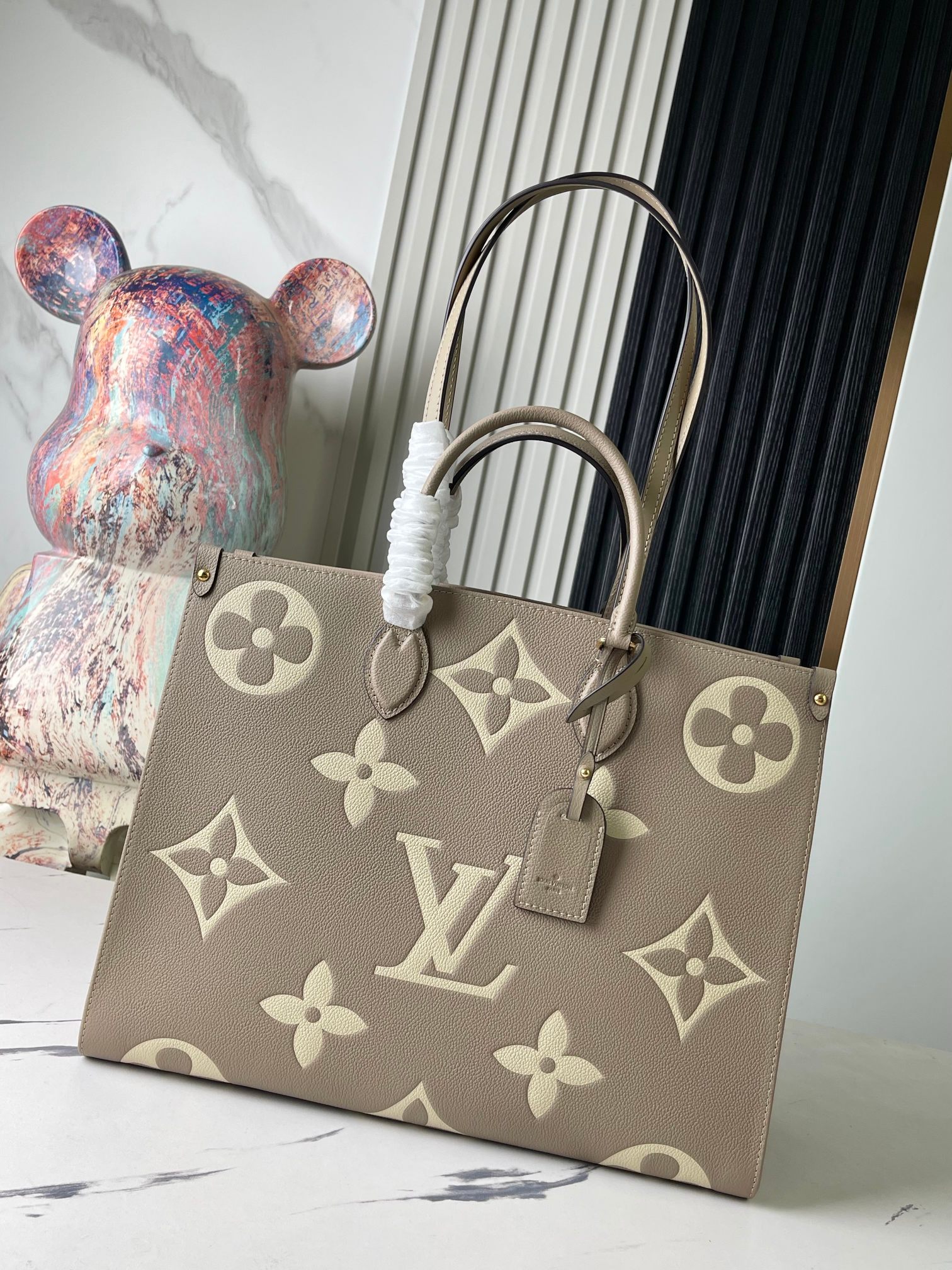 Louis Vuitton Shopping Bags